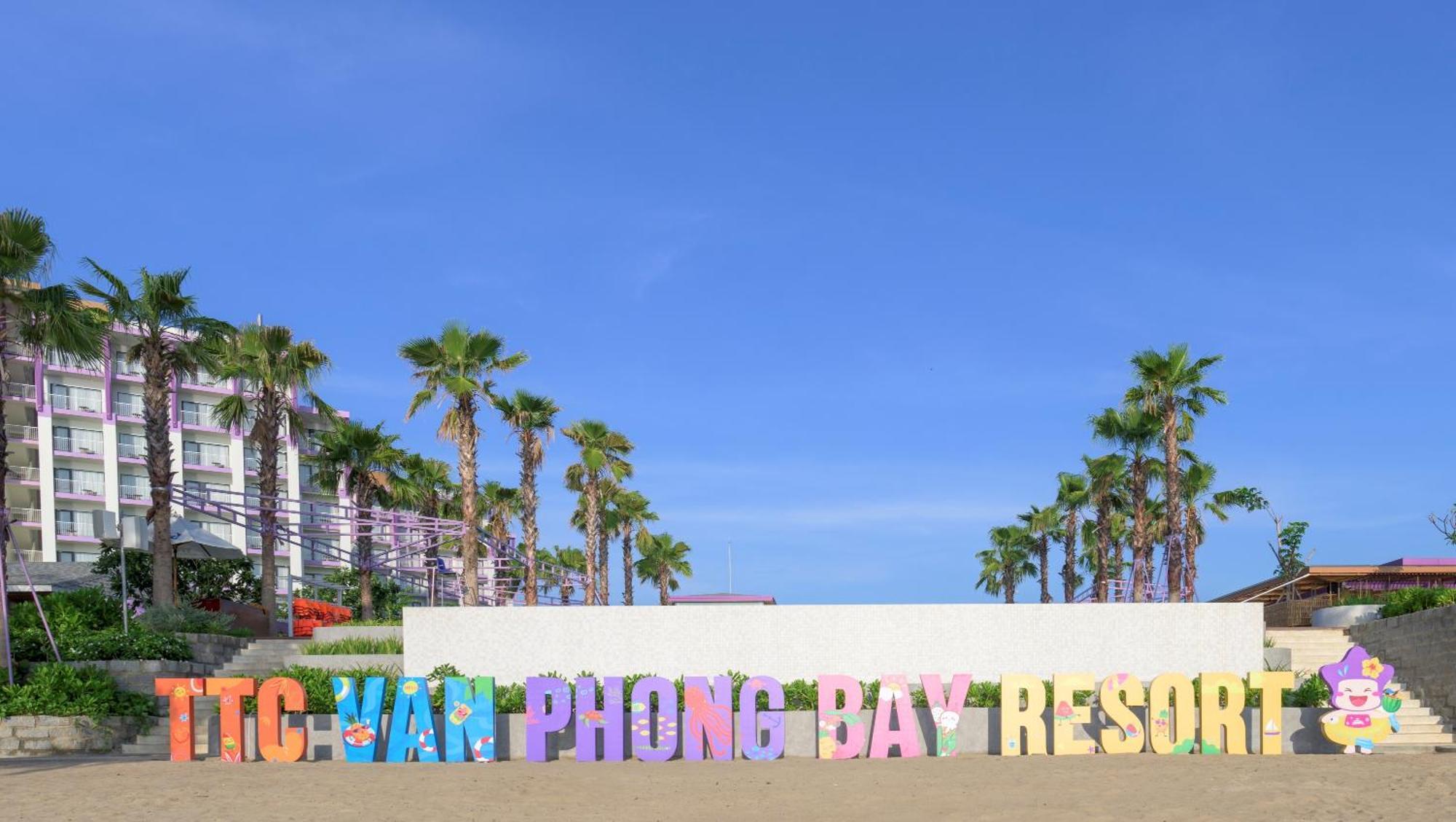 Ttc Van Phong Bay Resort - Himalaya Sauna & Steam Retreat Included Ninh Hoa Bagian luar foto