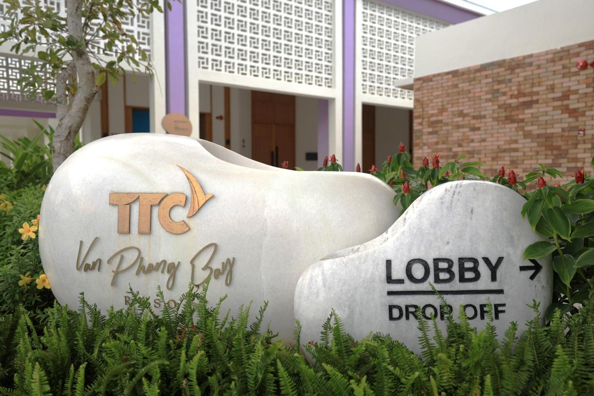 Ttc Van Phong Bay Resort - Himalaya Sauna & Steam Retreat Included Ninh Hoa Bagian luar foto